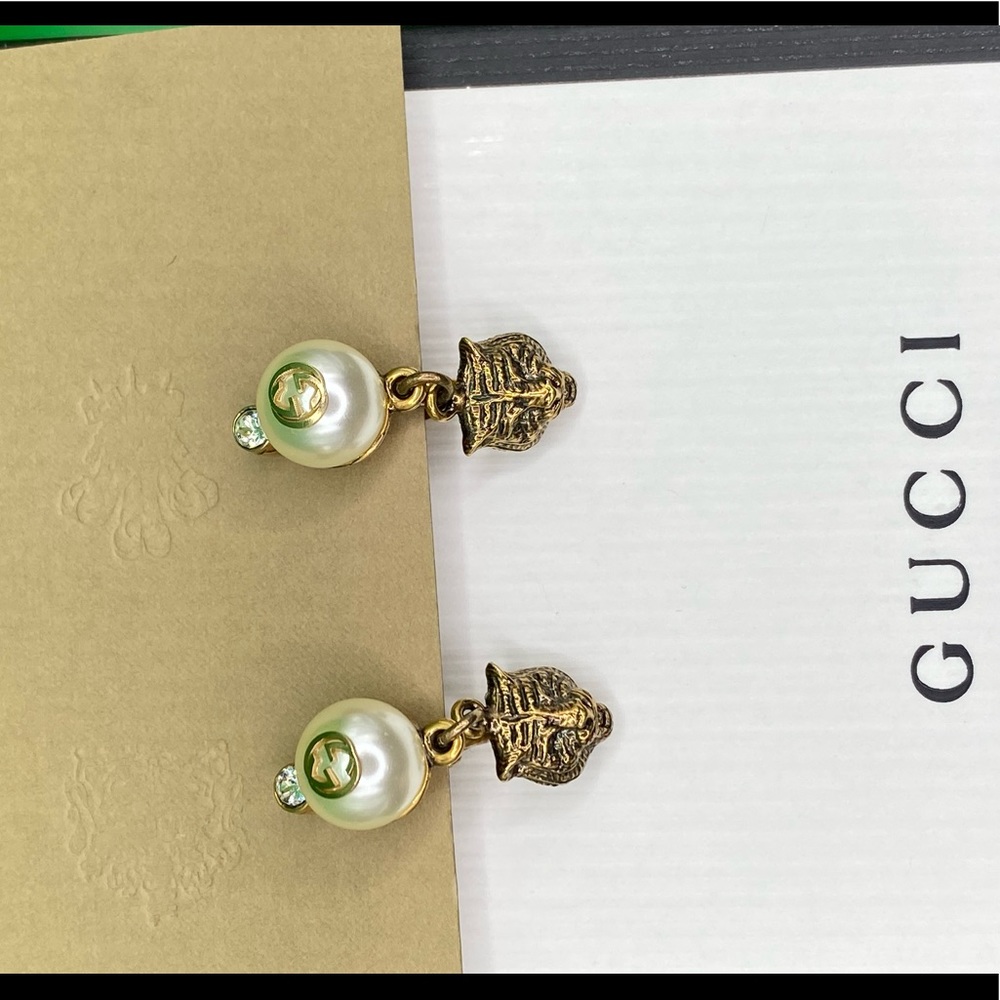 Gucci Pearl Earrings. - Picture 6 of 6